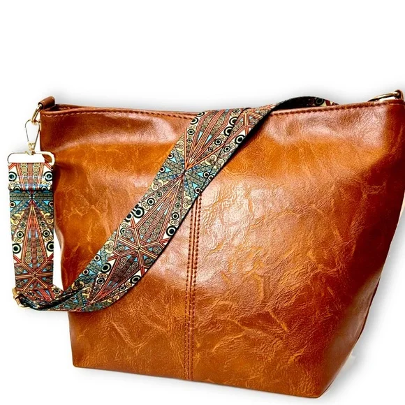 NEW Boho Brown Everyday Casual Crossbody with Art Deco-Inspired Rich Strap | NWT - Picture 2 of 8
